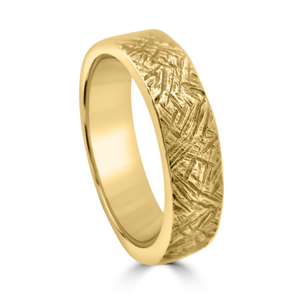 'Chevron' ring